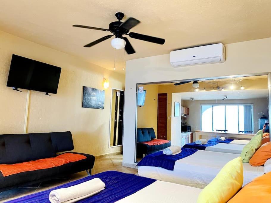 Punta Me Apartment Beach Front In The Hotel & Waterpark Cancún Buitenkant foto