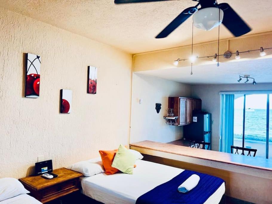 Punta Me Apartment Beach Front In The Hotel & Waterpark Cancún Buitenkant foto