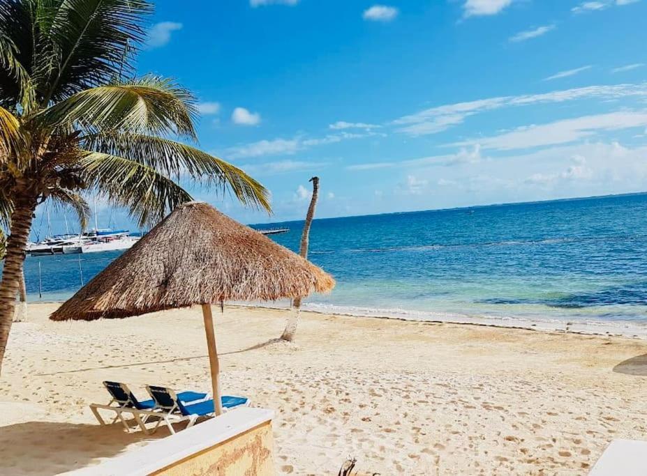 Punta Me Apartment Beach Front In The Hotel & Waterpark Cancún Buitenkant foto