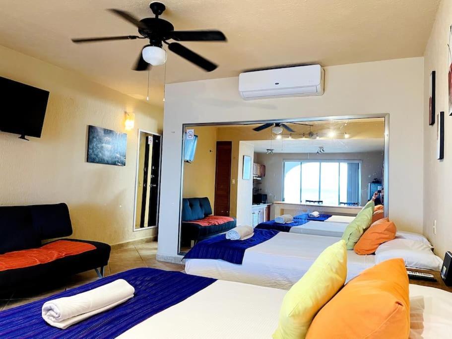 Punta Me Apartment Beach Front In The Hotel & Waterpark Cancún Buitenkant foto