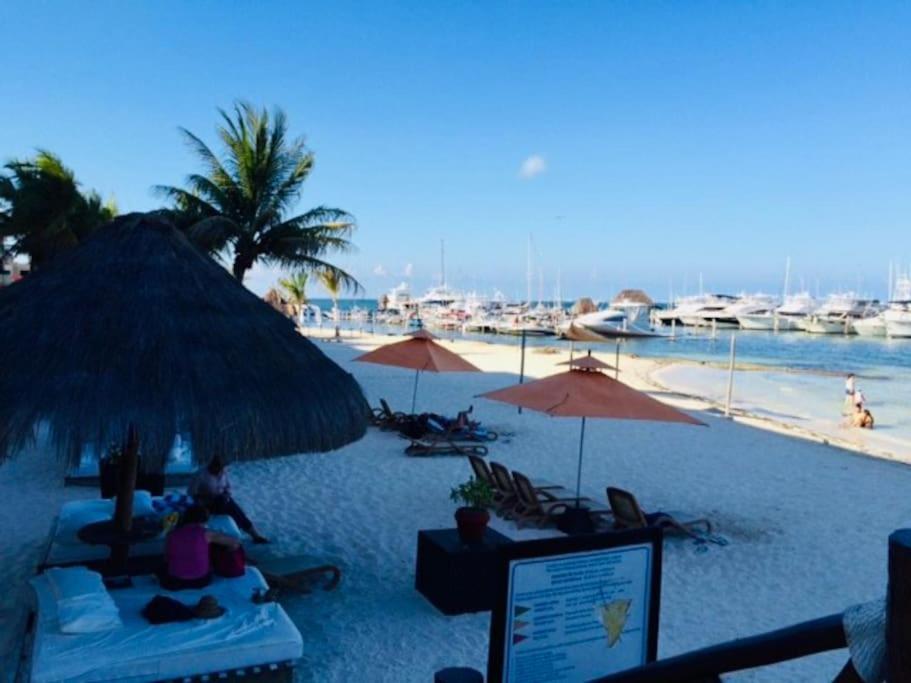 Punta Me Apartment Beach Front In The Hotel & Waterpark Cancún Buitenkant foto