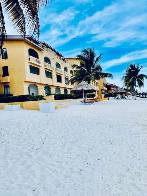 Punta Me Apartment Beach Front In The Hotel & Waterpark Cancún Buitenkant foto