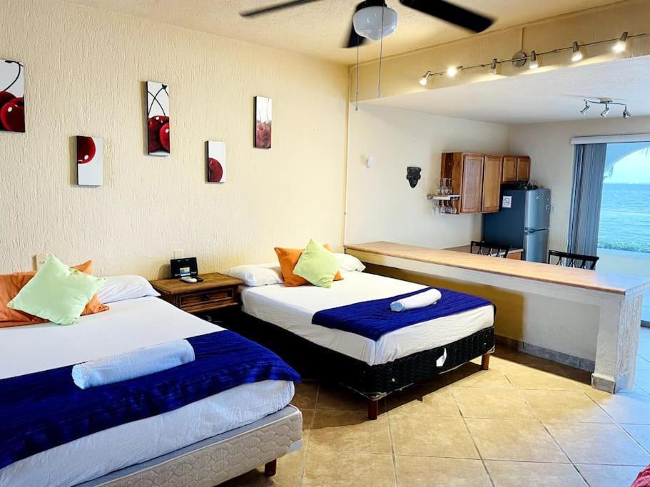 Punta Me Apartment Beach Front In The Hotel & Waterpark Cancún Buitenkant foto